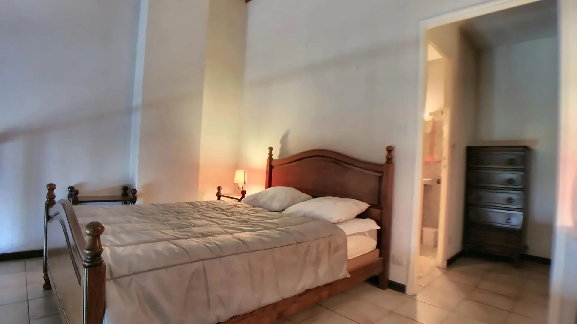 Apartment Appartement A Saintes-Maries-De-La-Mer, Proche Mer, Balcon, Parking Inclus - Fr-1-475-195